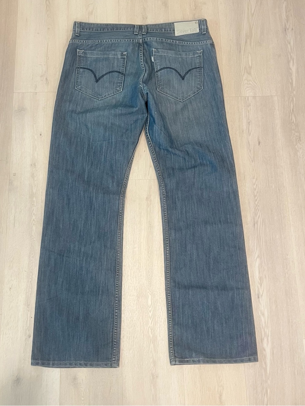 VTG Y2K 90's Levis Silver Tab Baggy Fit Boot Cut Denim Jeans Mens Size 36 X 34